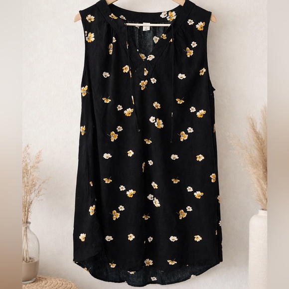 Old Navy Dresses & Skirts - Old Navy Black Floral Sleeveless Tunic Dress Large Lightweight Rayon